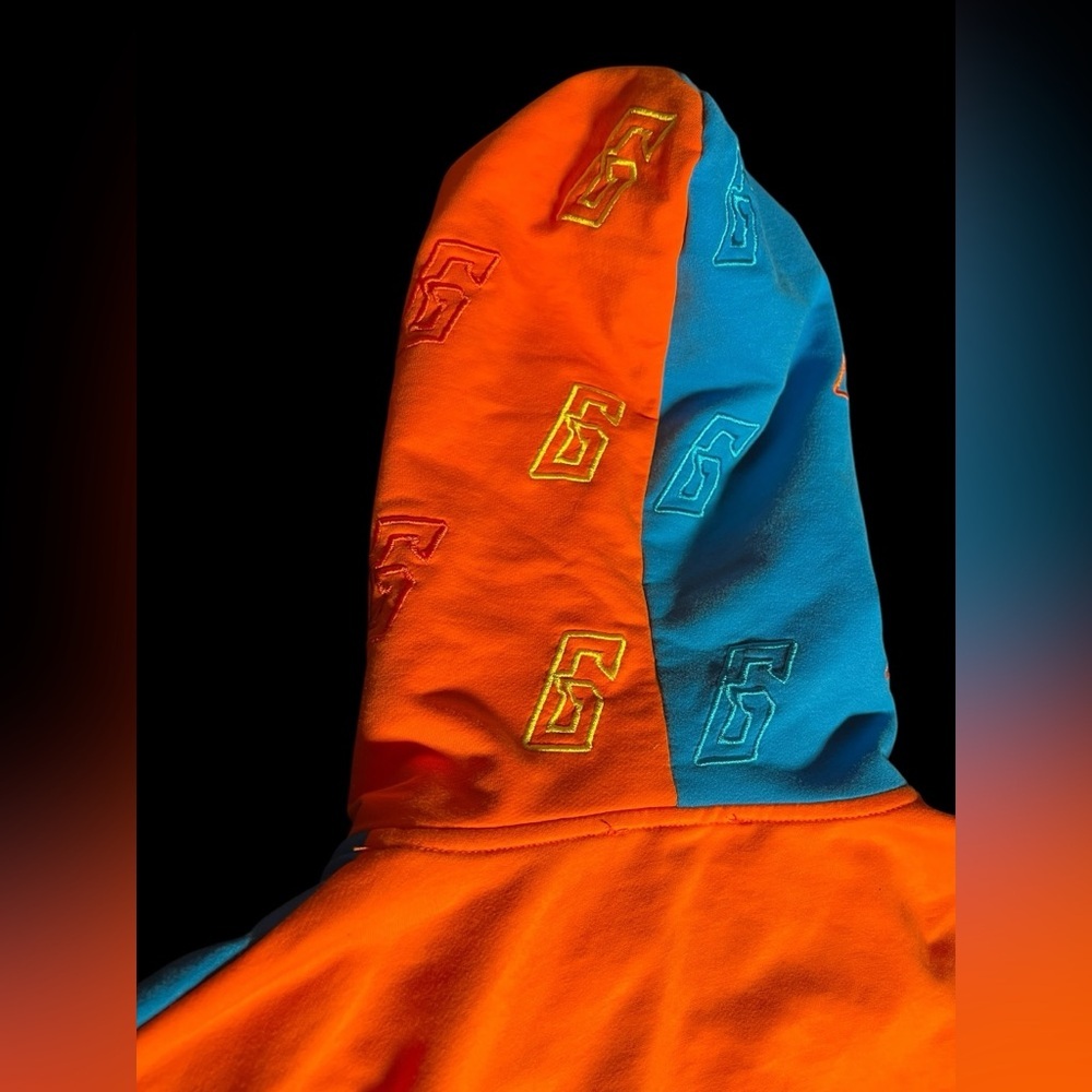So Real | Gsuwoo Color Block Top in Orange/Blue/Yellow - Picture 14 of 15